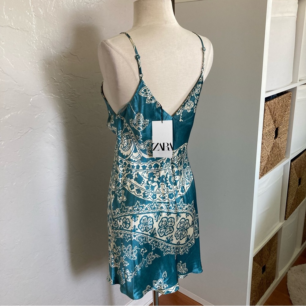 NEW! Zara Effect mini satin printed dress - Picture 6 of 8